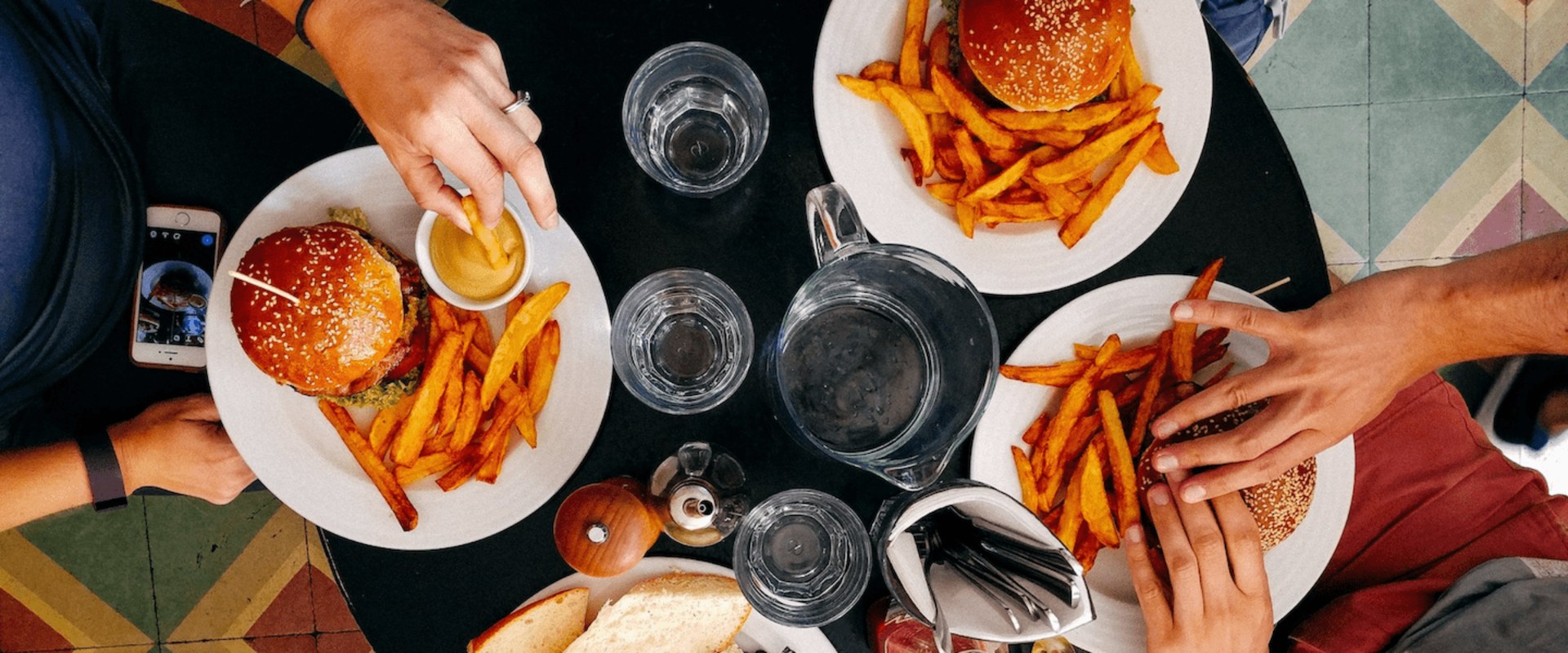 What is the importance of restaurant review?